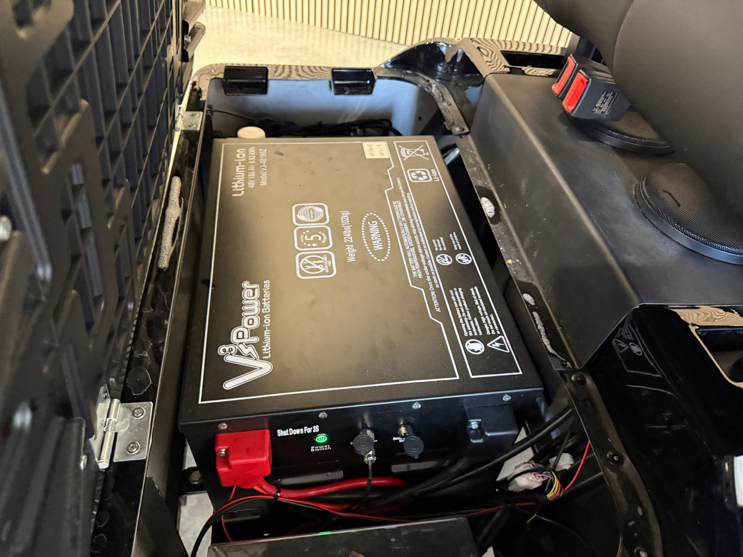2025 vCart Limo 6 Seater Black Paint / Black Seats