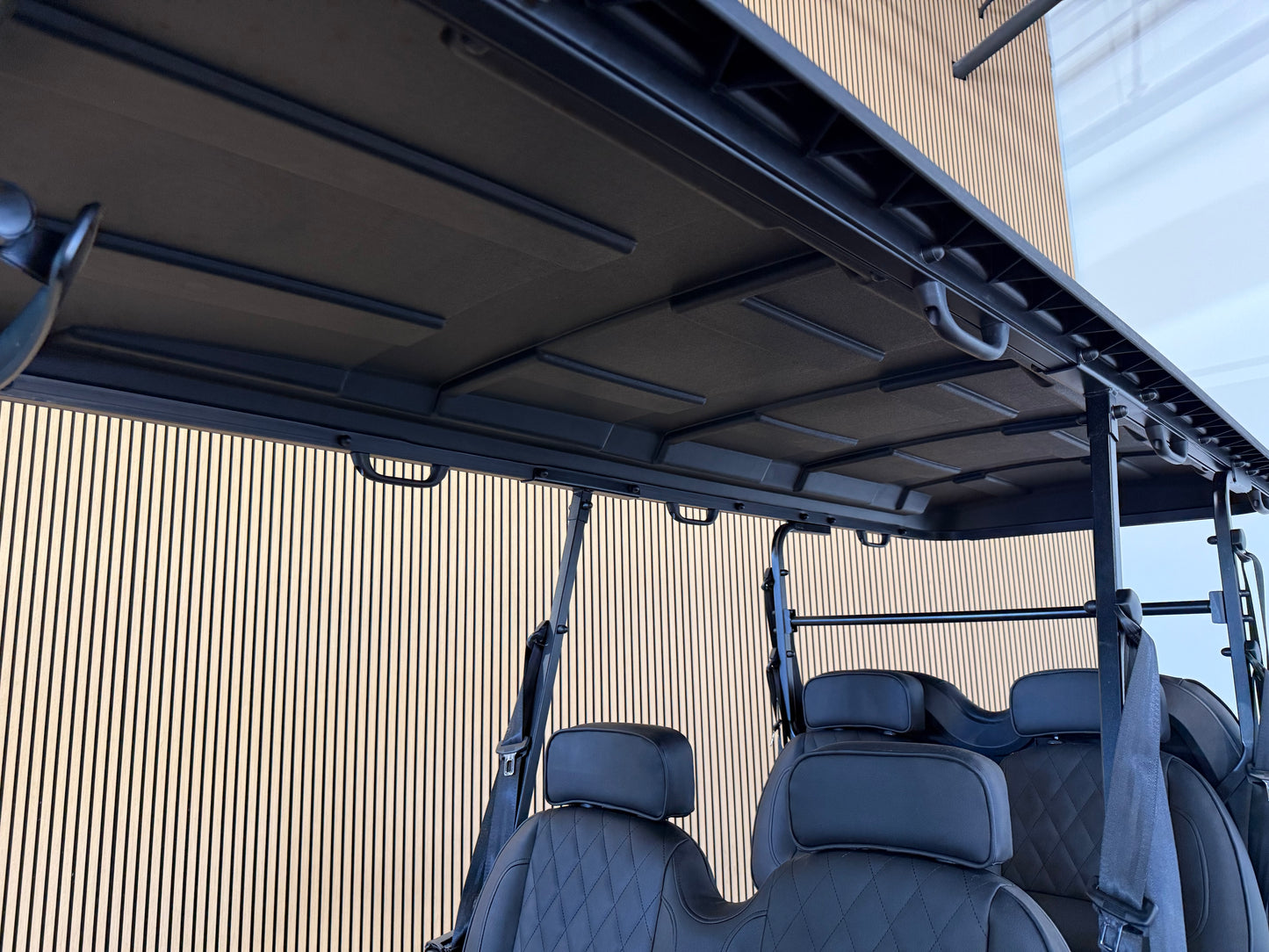 2025 vCart Limo 6 Seater Black Paint / Black Seats